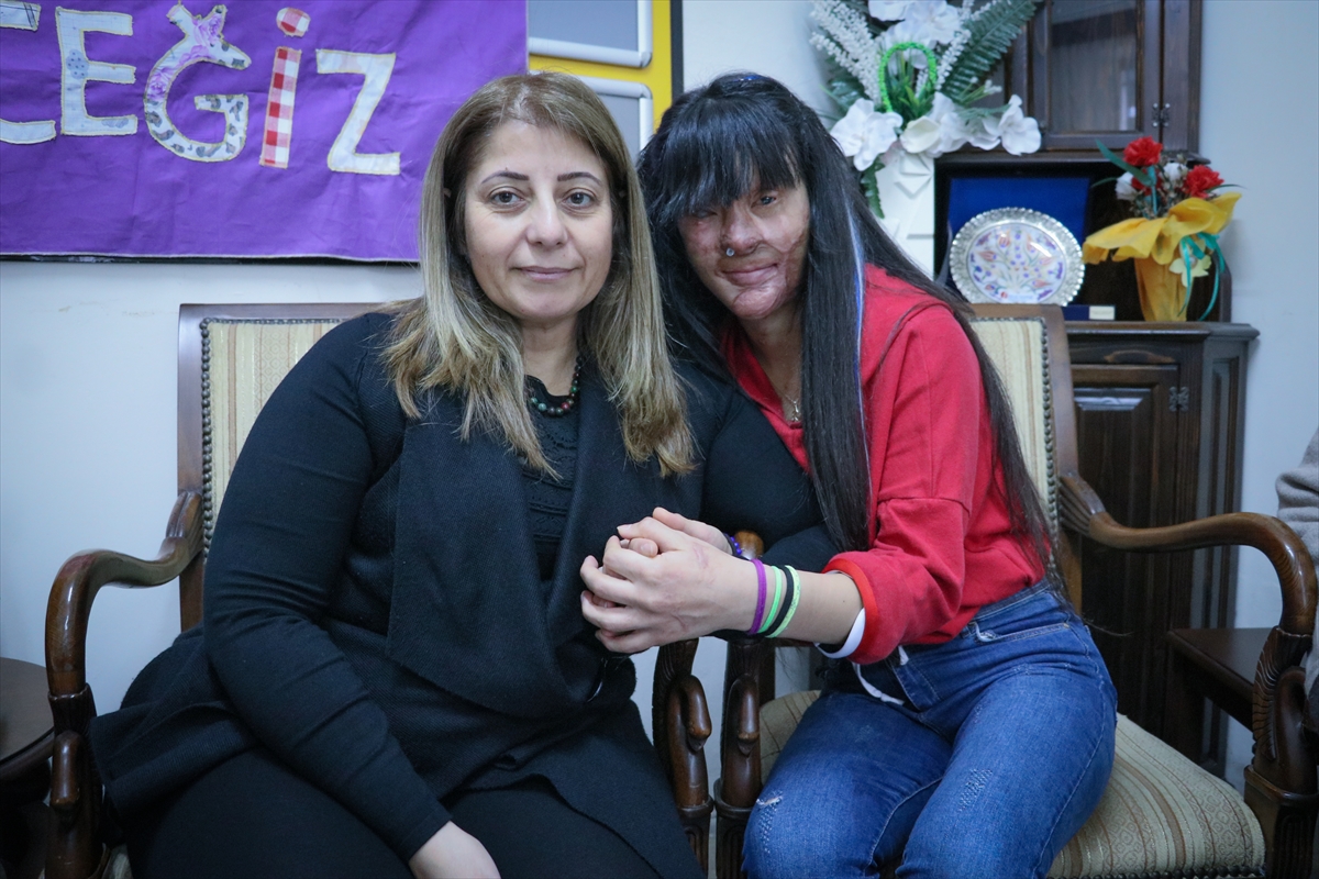Berfin Özek, kadın dayanışmasının gücü oldu Söz Gazetesi